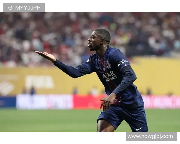 足球明星个人奖项排行榜揭晓谁将成为年度最佳球员的有力竞争者